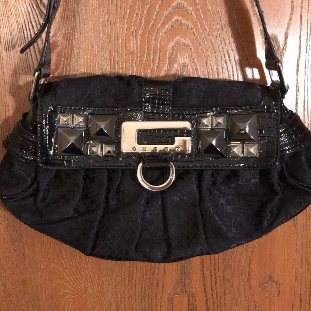 Guess purse